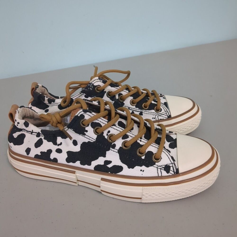 Very G Women's Driana 3 Cow Print Sneakers new size 8 Shoes